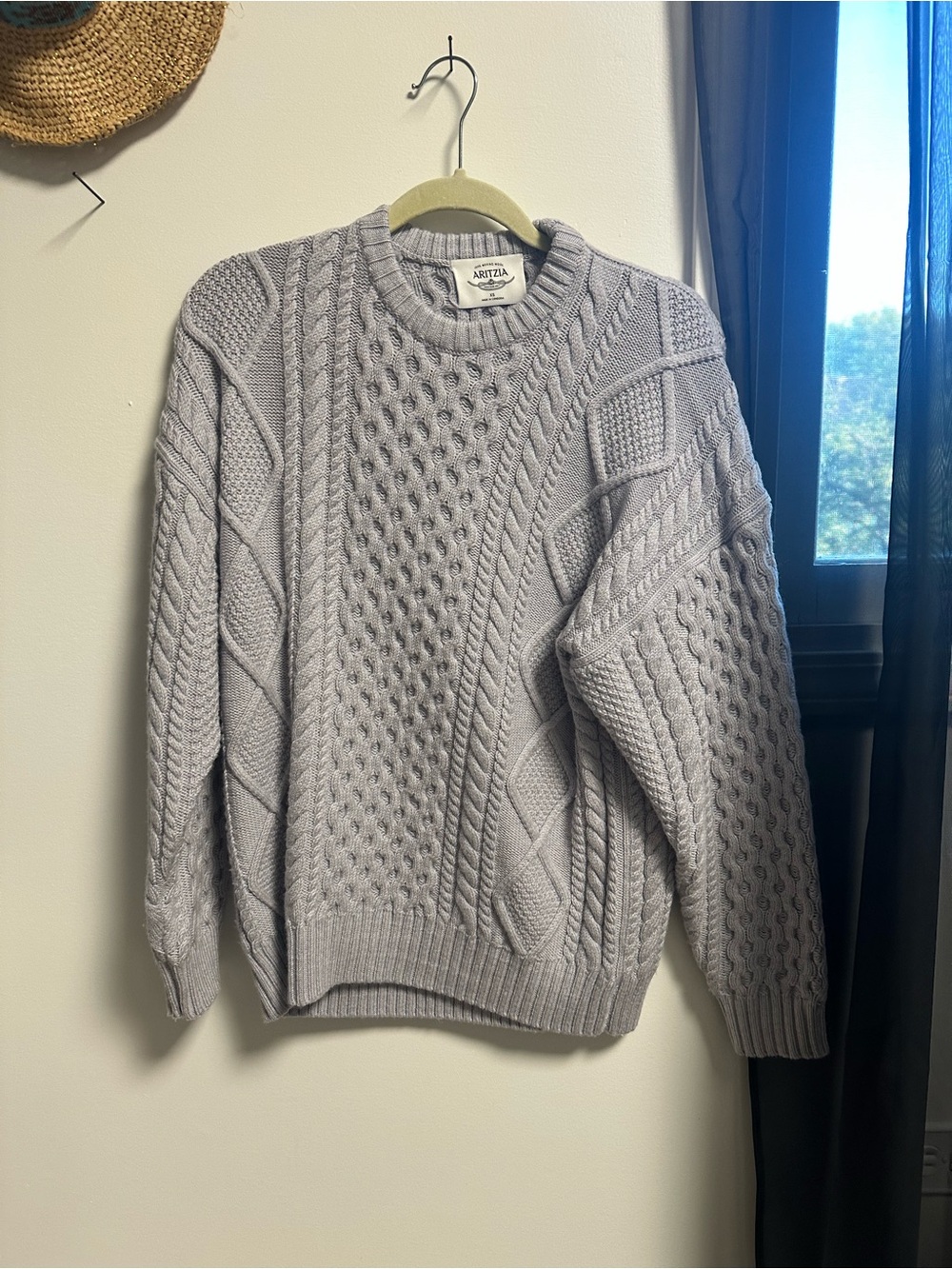 Aritzia Women’s Light Gray Cable Knit Sweater